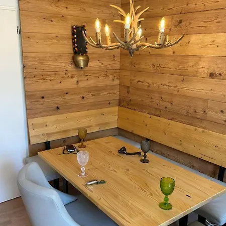 شقة Allgaeu - Gemuetliche Huettenatmosphaere Und Schwimmbad Und Sauna Im Ha By Interhome