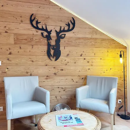 Allgaeu - Gemuetliche Huettenatmosphaere Und Schwimmbad Und Sauna Im Ha By Interhome اوبرستدورف