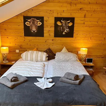 Allgaeu - Gemuetliche Huettenatmosphaere Und Schwimmbad Und Sauna Im Ha By Interhome اوبرستدورف